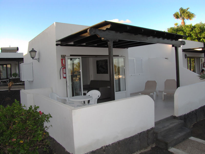Bungalows Playa Limones Playa Blanca  Exterior photo