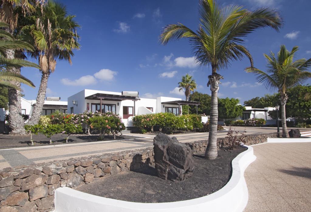 Bungalows Playa Limones Playa Blanca  Room photo