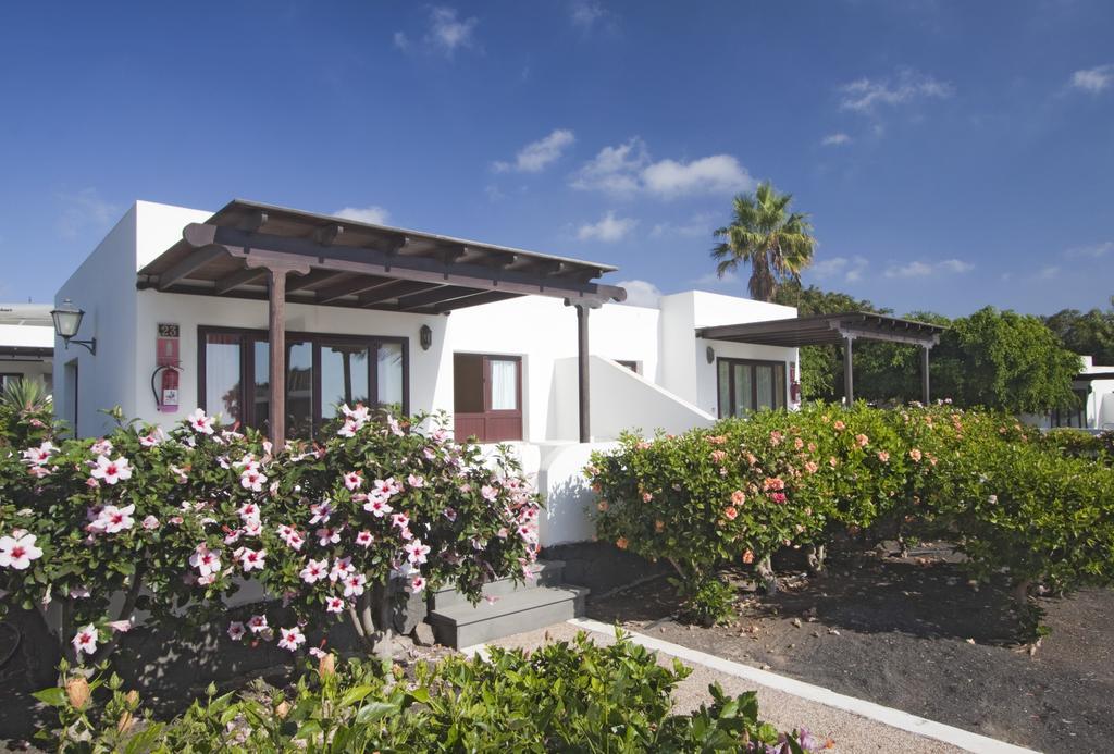 Bungalows Playa Limones Playa Blanca  Exterior photo