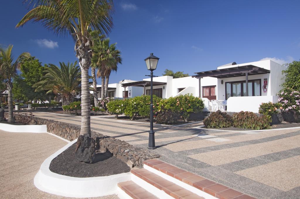 Bungalows Playa Limones Playa Blanca  Exterior photo